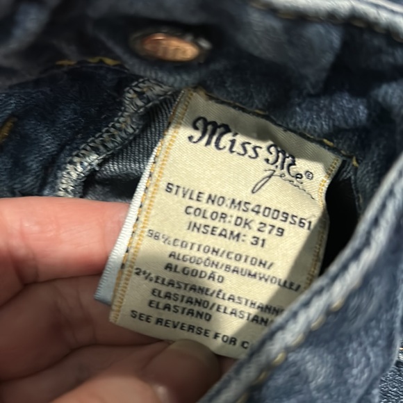 Miss Me Jeans - Picture 6 of 6